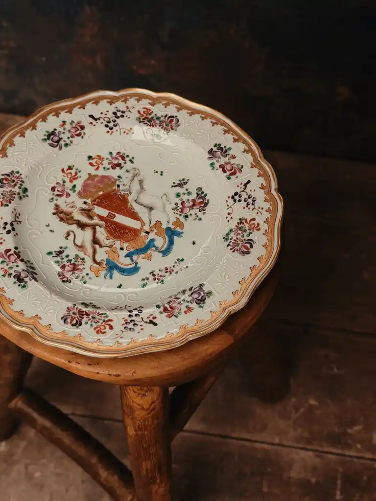 Duke of Norfolk armorial dinner plate